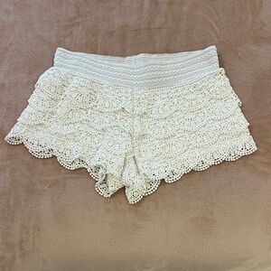 Rewind White Lace High Waist Shorts